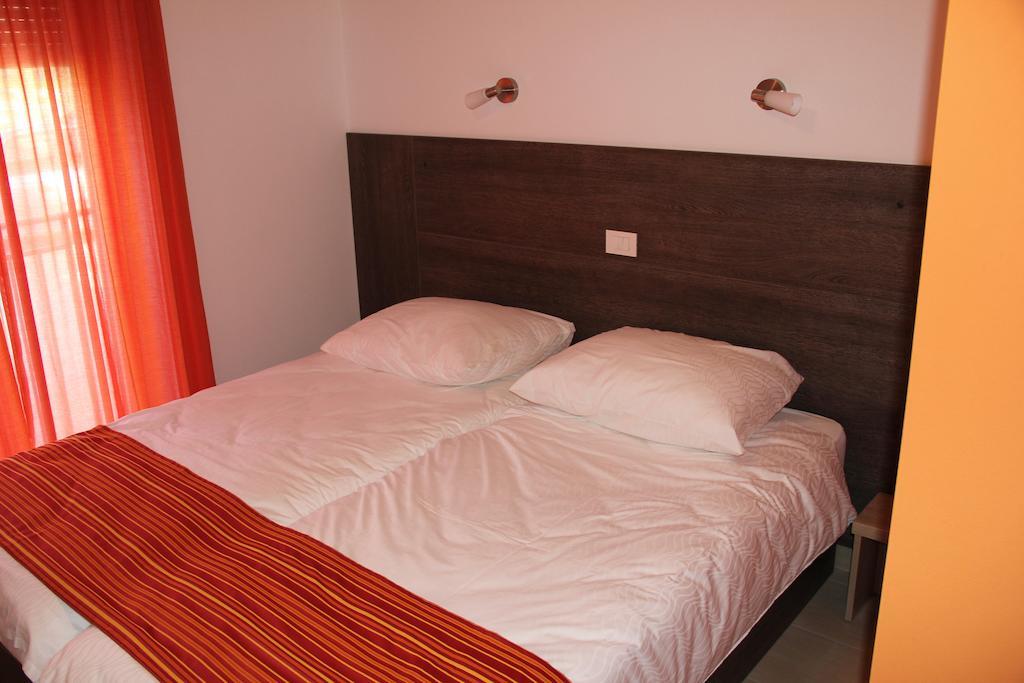 Guesthouse Osterija Branik Habitación foto